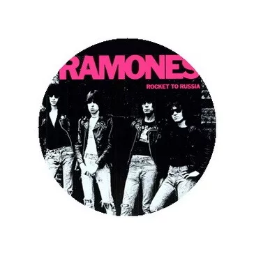 RAMONES: Rocket To Russia (jelvény, 2,5 cm)