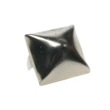   Szegecs, piramis, nagy, nikkel, domború oldalú (16x16x8 mm)