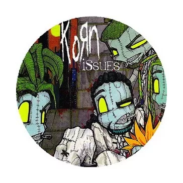 KORN: Issues Dolls (nagy jelvény, 3,7 cm)