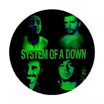 SYSTEM OF A DOWN: Band Green (nagy jelvény, 3,7 cm)