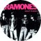 RAMONES: Rocket To Russia (nagy jelvény, 3,7 cm)